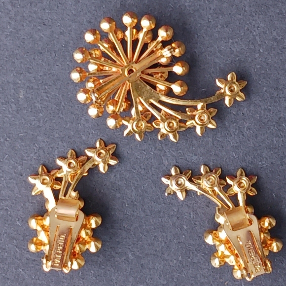 Aurora Borealis Shooting Star Brooch and Earrings Set - Picture 5 of 6